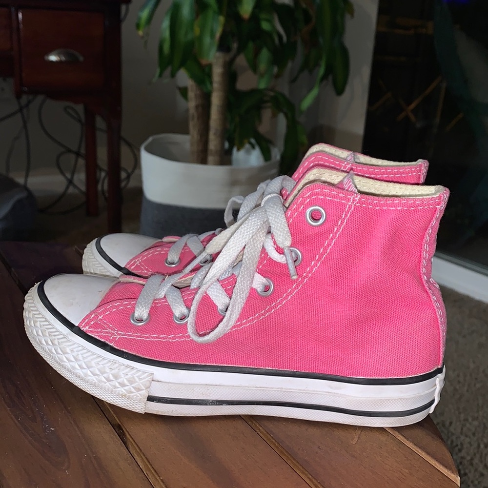 Girls Converse
